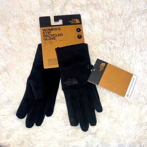 THE NORTH FACE WOMEN’S ETIP RECYCLED GLOVES
